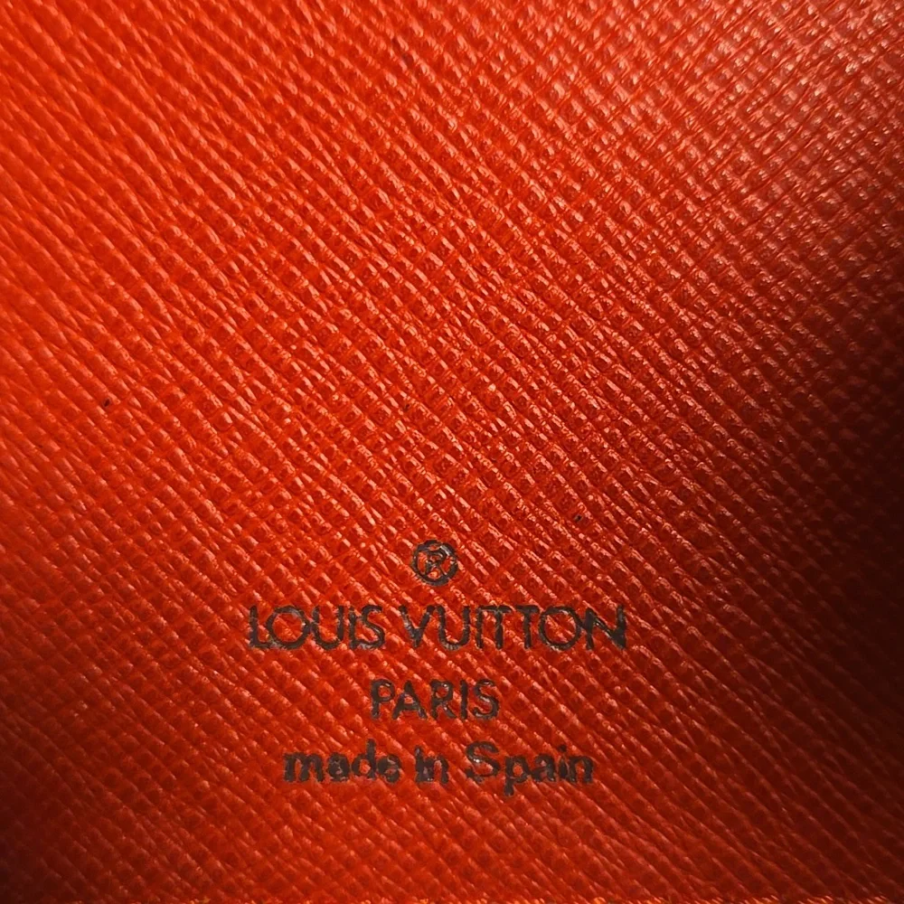 Louis Vuitton chic scarlet